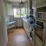 Bright With Garden And Swimming Pool 公寓 *